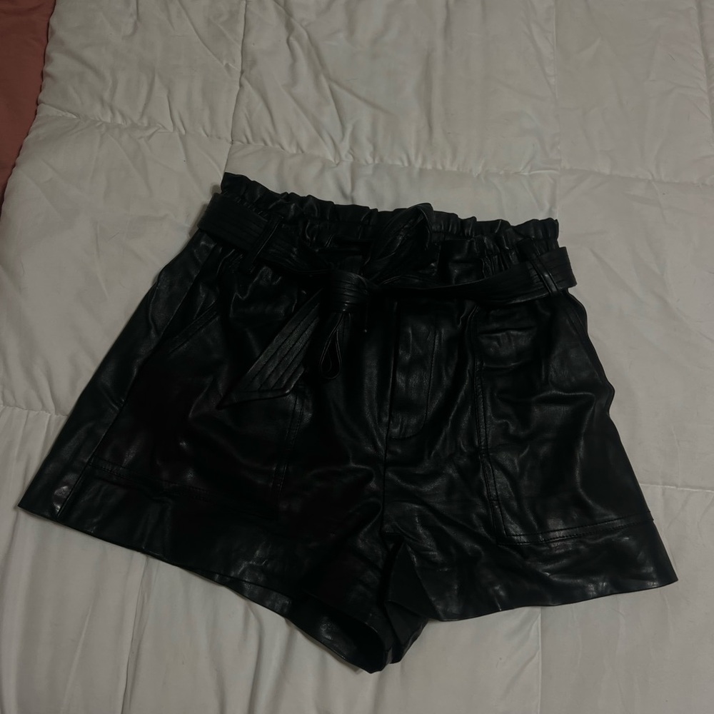 SILENT leather shorts - Picture 13 of 15